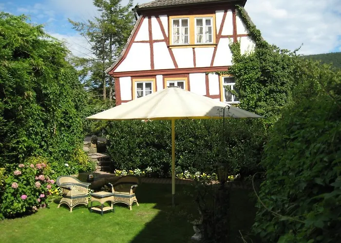 Krone 3* Laudenbach (Bavaria)