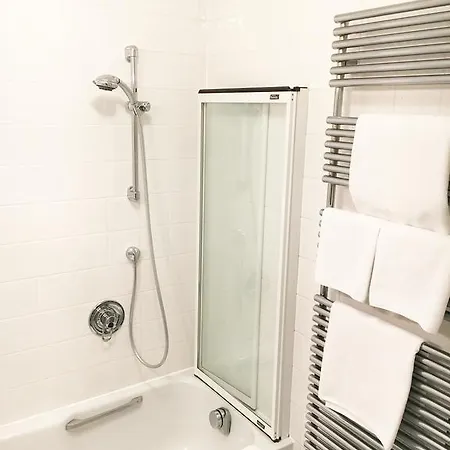 Hotell Krone Laudenbach (Bavaria)