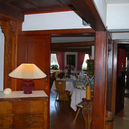 Hotell Krone Laudenbach (Bavaria)